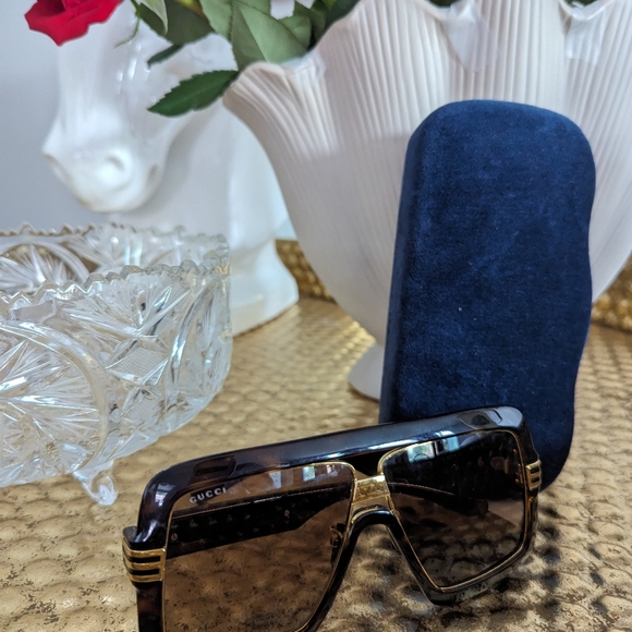 Gucci oversized sunglasses 2️⃣5️⃣0️⃣ - Picture 12 of 16